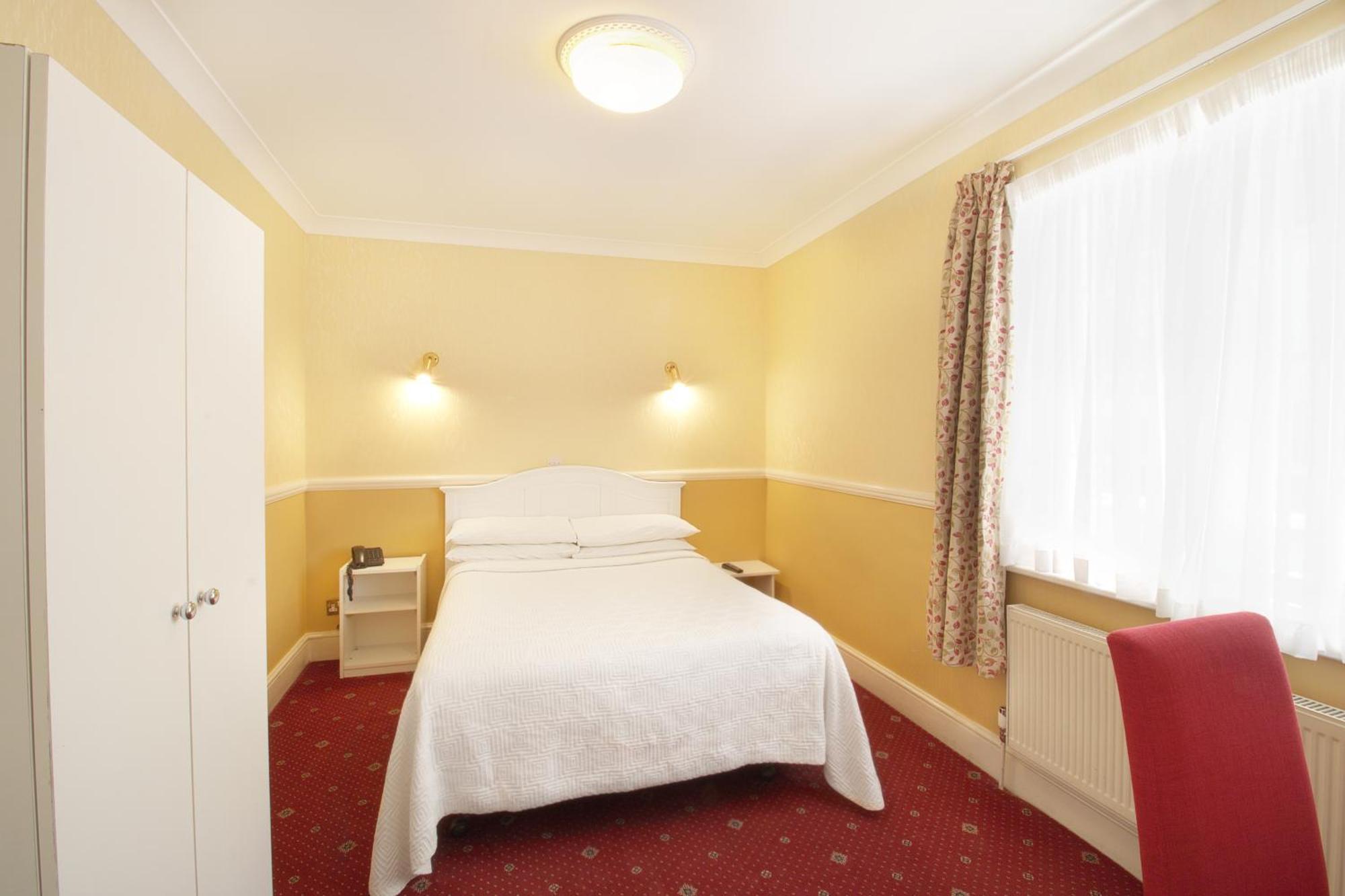 Balmoral House Hotel Лондон Экстерьер фото